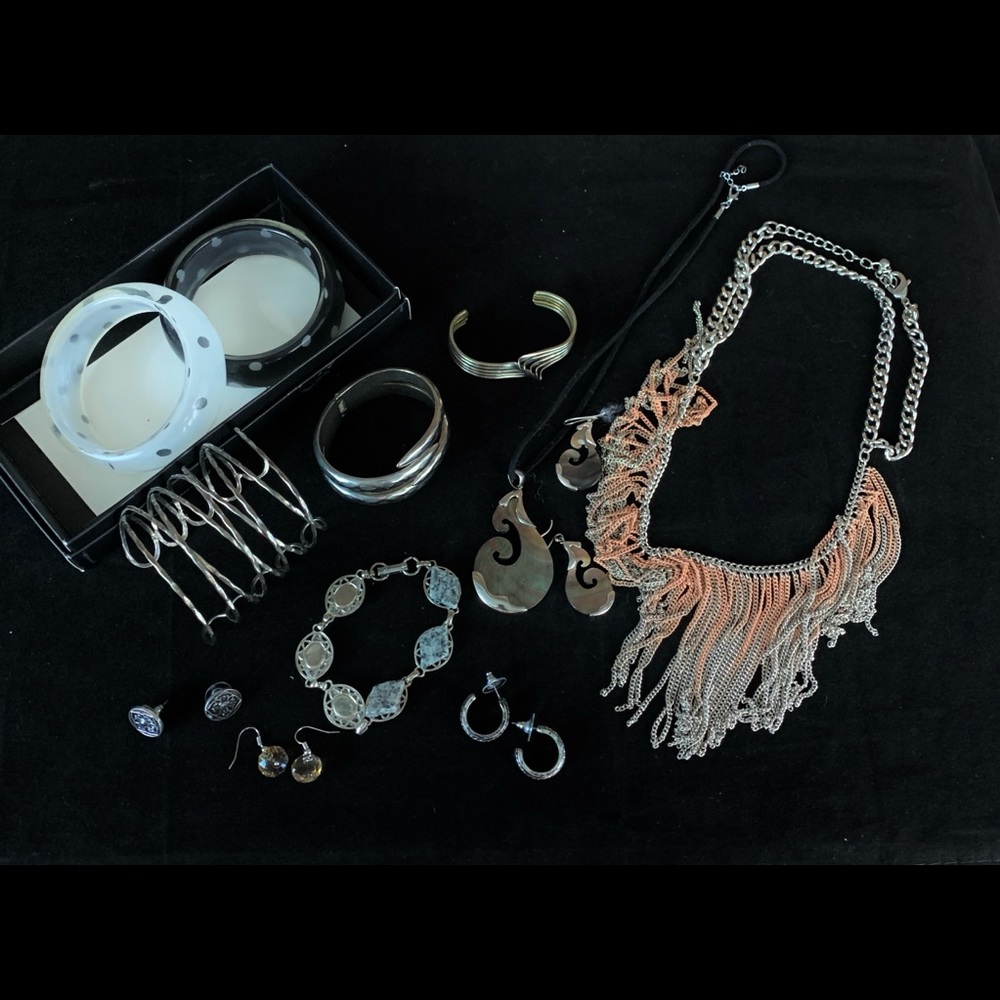 Black White Silvertone Fashion Jewelry LOT